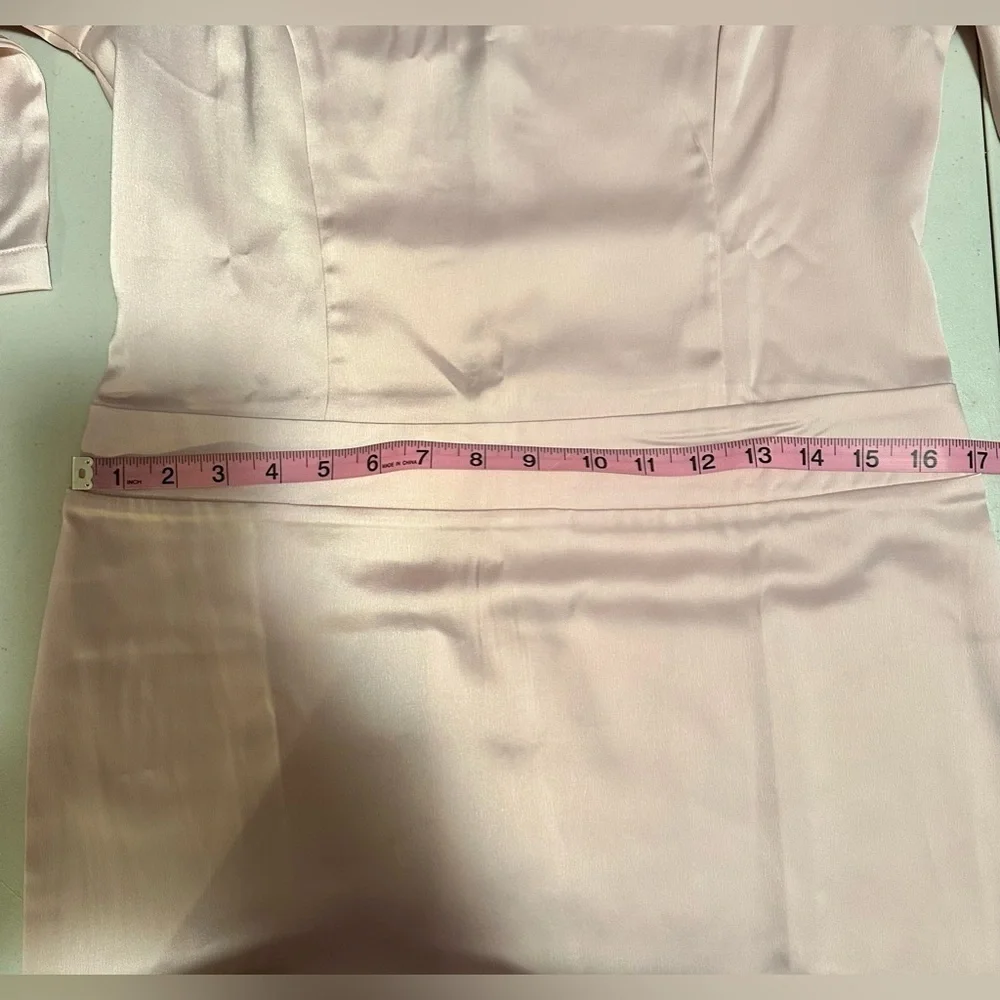 NWT FHQ size medium classic retro dress